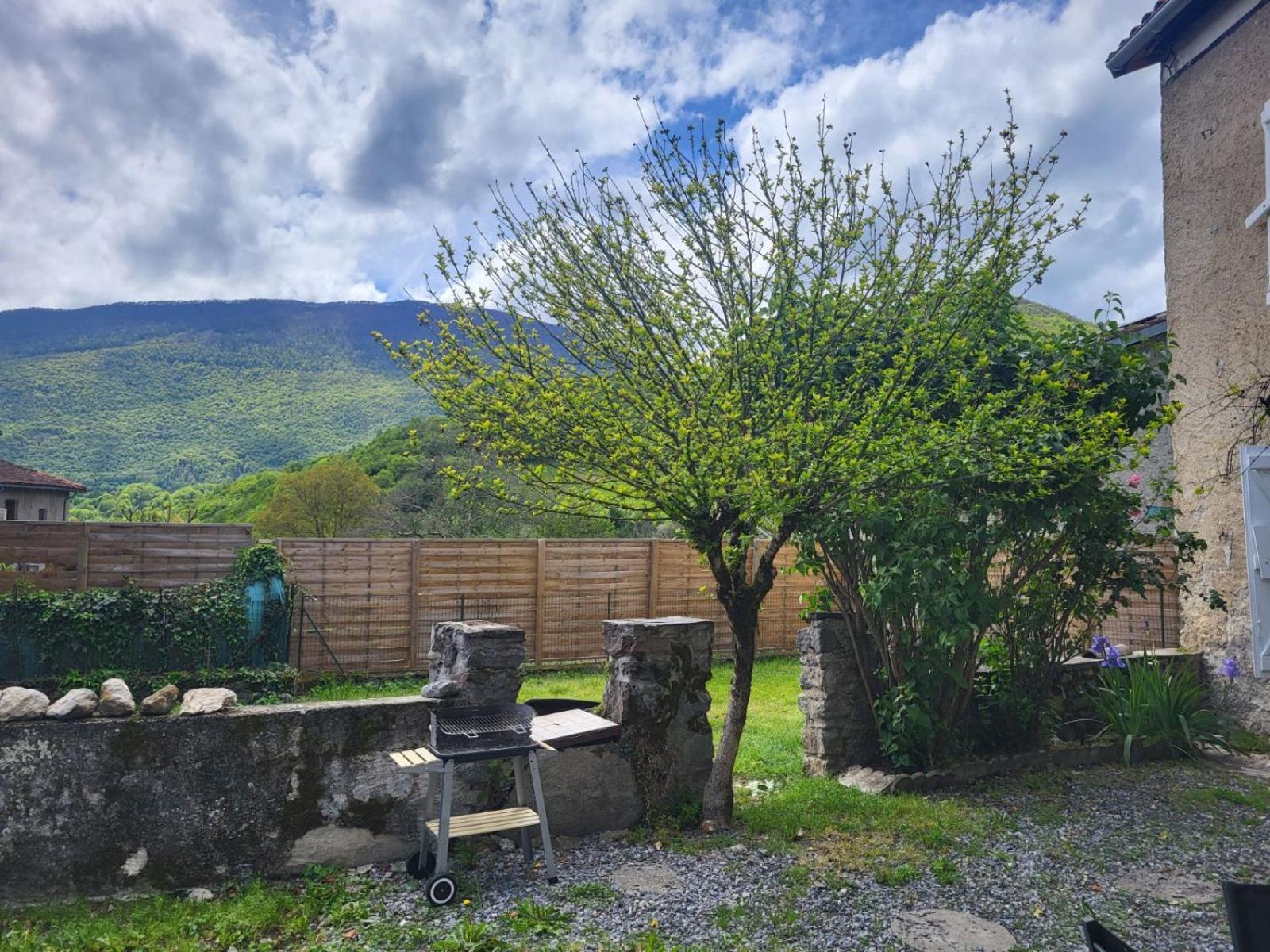 Gite Vallee De Barousse Anla Exterior foto